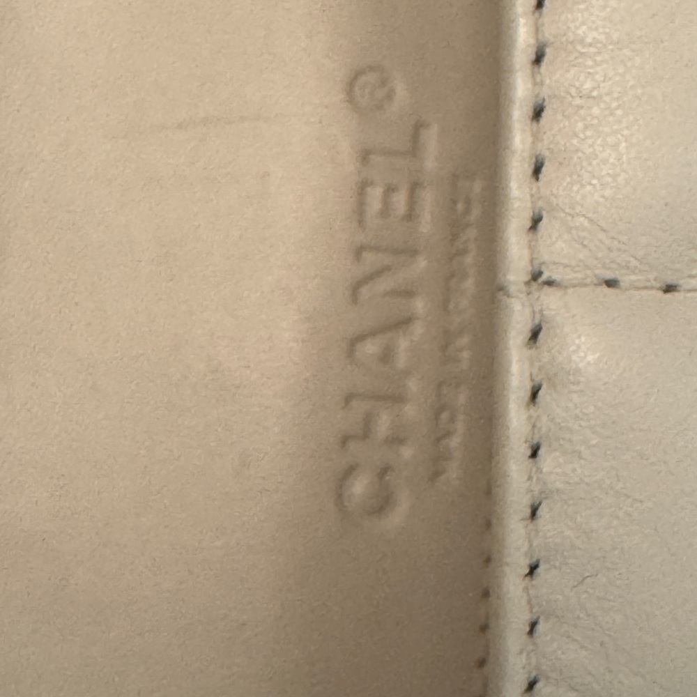 CHANEL Classic White Lambskin Leather Single Flap Shoulder Bag Style 00101 - Picture 10 of 11